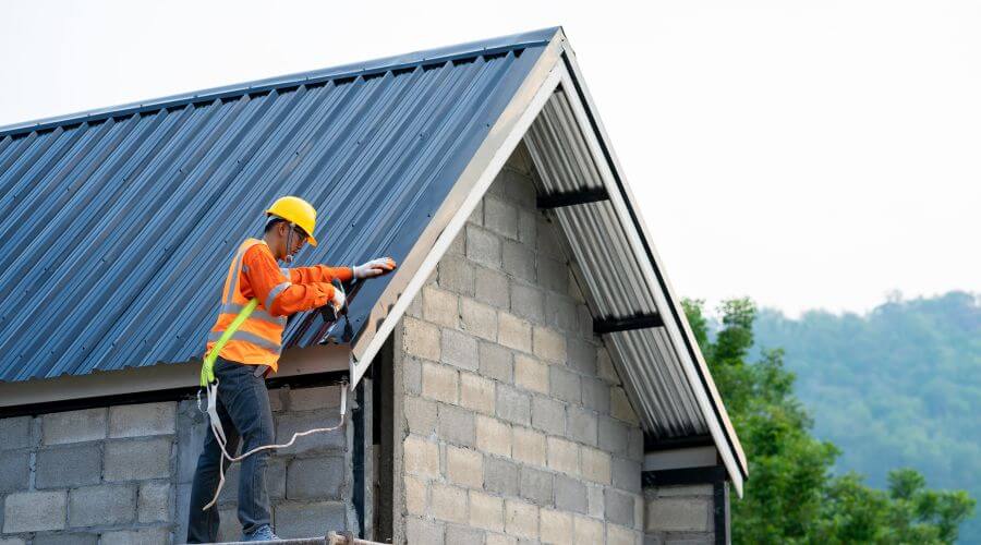 Professional residential roofers in Cooke City, MT